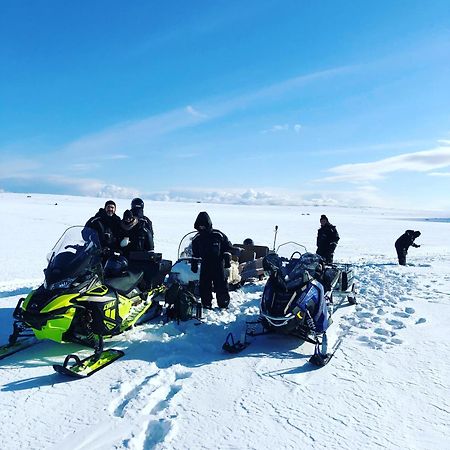 Ekkeroy Lodge - Arctic Living Вадсё Экстерьер фото